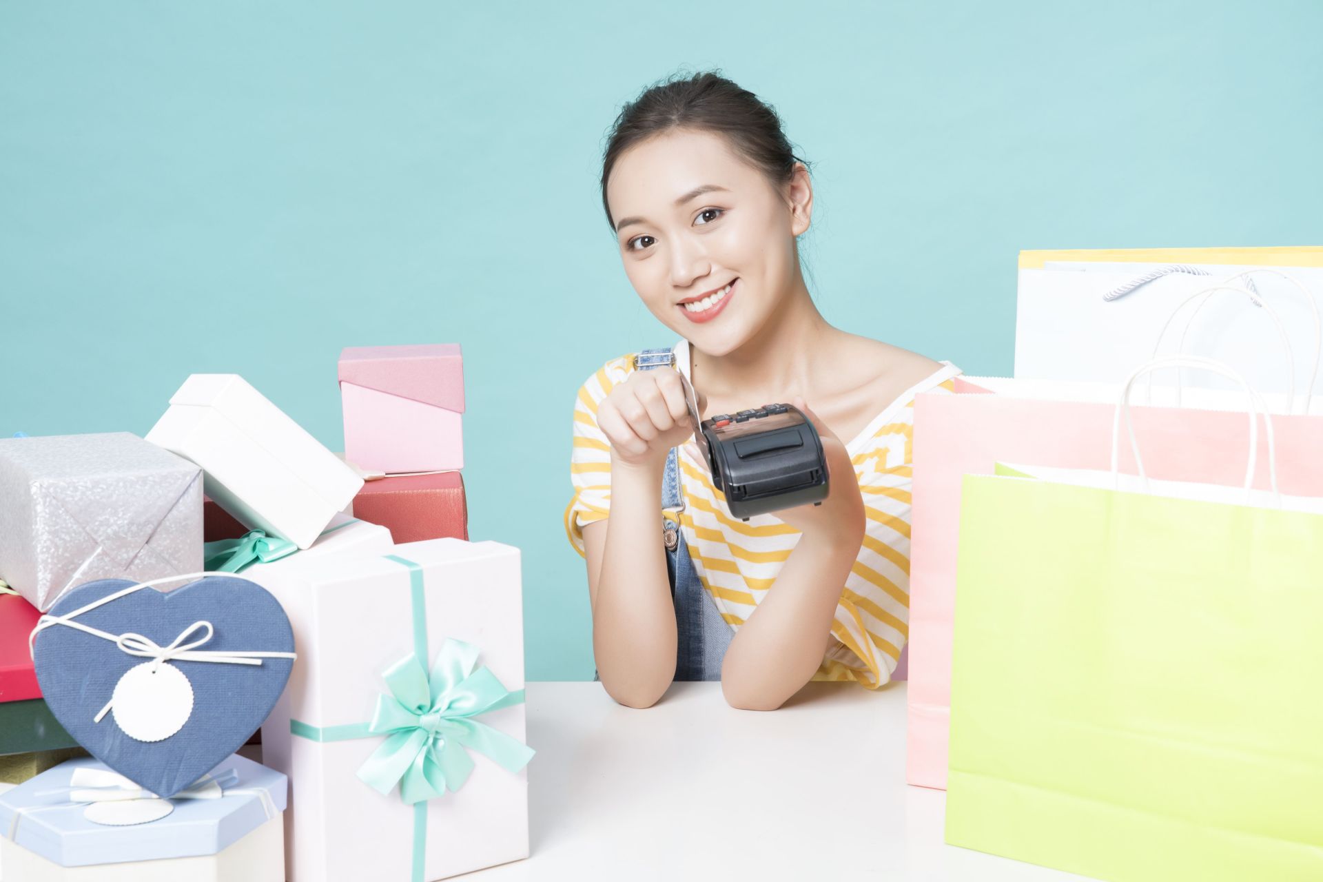 刷卡換現金快速方便又省時,借錢免看人臉色